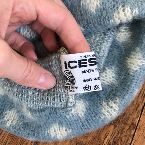 Icelandic 100% wool toque and scarf set - Picture 5 of 7